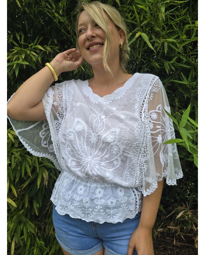 Camiseta mariposa blanca