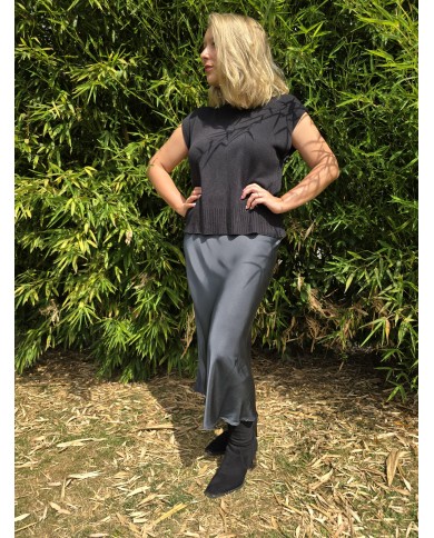 Falda raso gris marengo