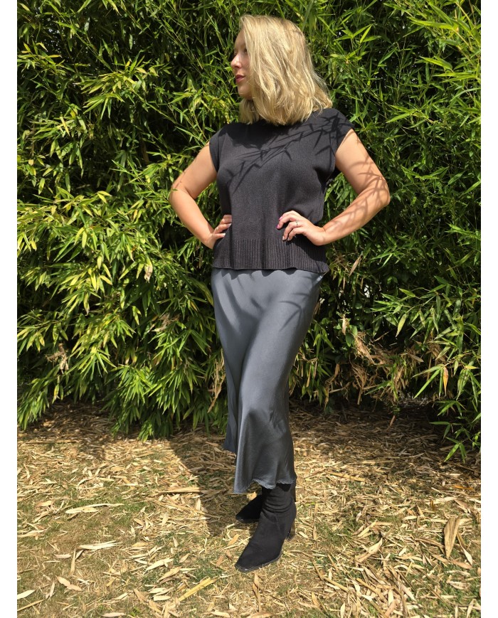 Falda raso gris marengo